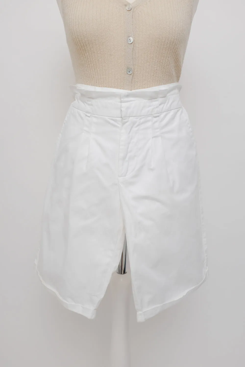 0055_PLEATED WHITE COTTON VINTAGE SHORTS