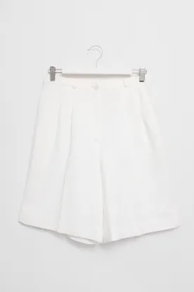 PLEATED WHITE CLASSY VINTAGE SHORTS